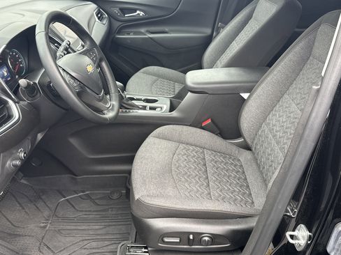 Certified 2024 Chevrolet Equinox LT w/ LPO, Floor Liner Package image 9