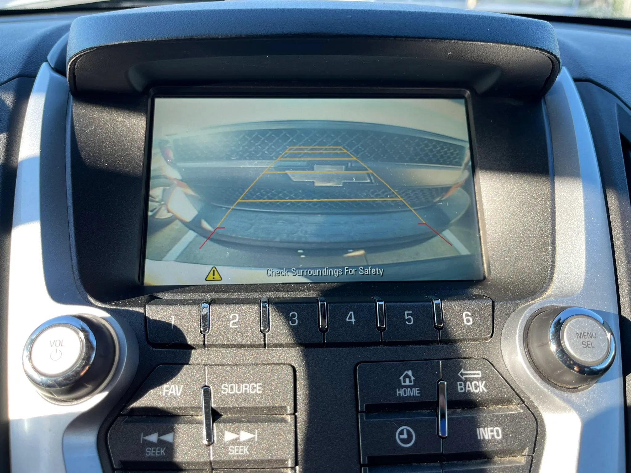 Used 2017 Chevrolet Equinox LS AWD/4WD image 46