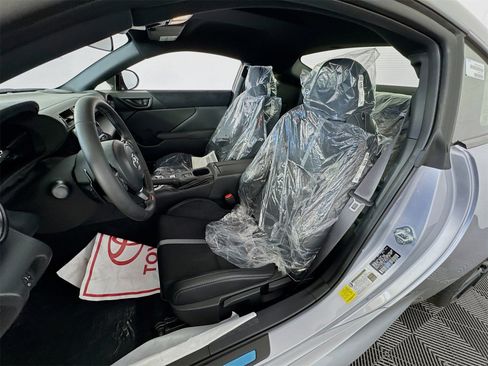 New 2025 Toyota GR86 Premium image 11