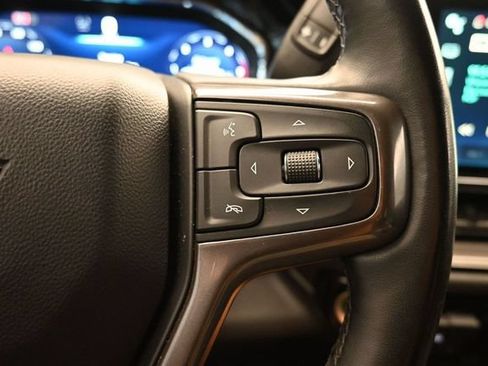 Used 2024 Chevrolet Silverado 2500 ZR2 w/ Technology Package AWD/4WD image 11