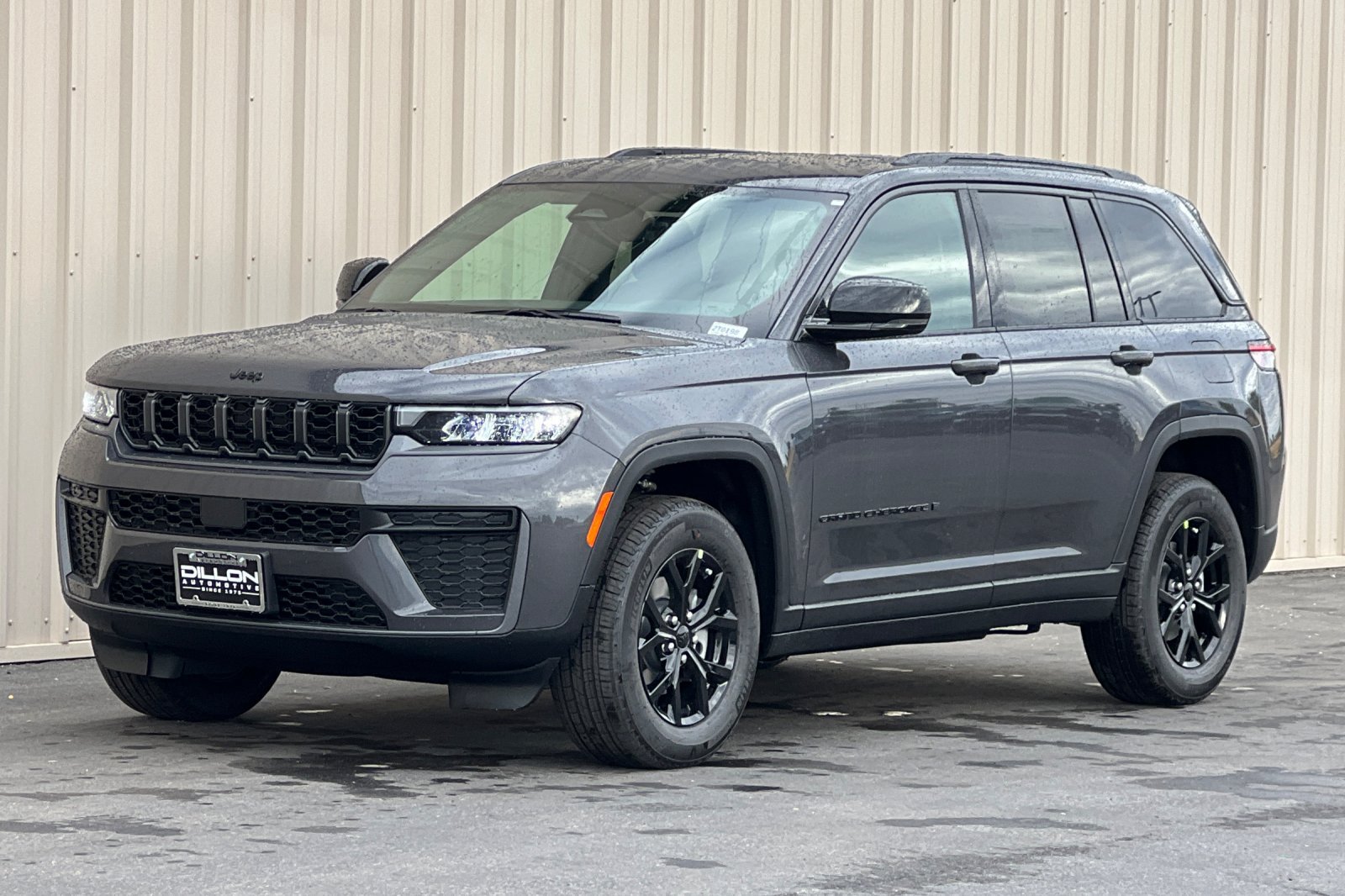 New 2026 Jeep Grand Cherokee Altitude AWD/4WD image 3