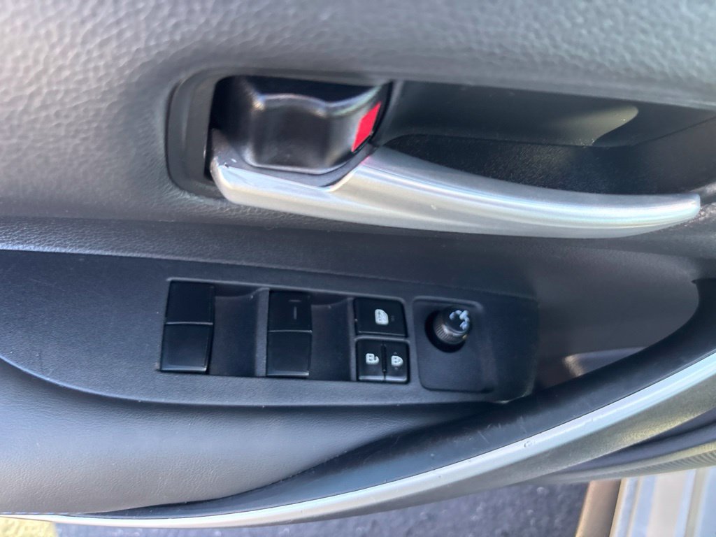 Used 2021 Toyota Corolla SE w/ Carpet Mat Package (TMS) FWD image 14