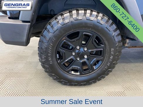 Used 2017 Jeep Wrangler Sport AWD/4WD image 30