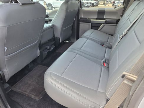 Used 2017 Ford F150 XLT RWD image 13