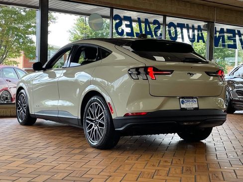 Used 2025 Ford Mustang Mach-E Premium RWD image 8