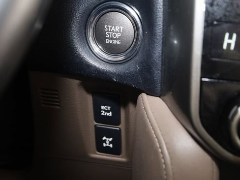 Used 2022 Lexus GX 460 Premium image 33