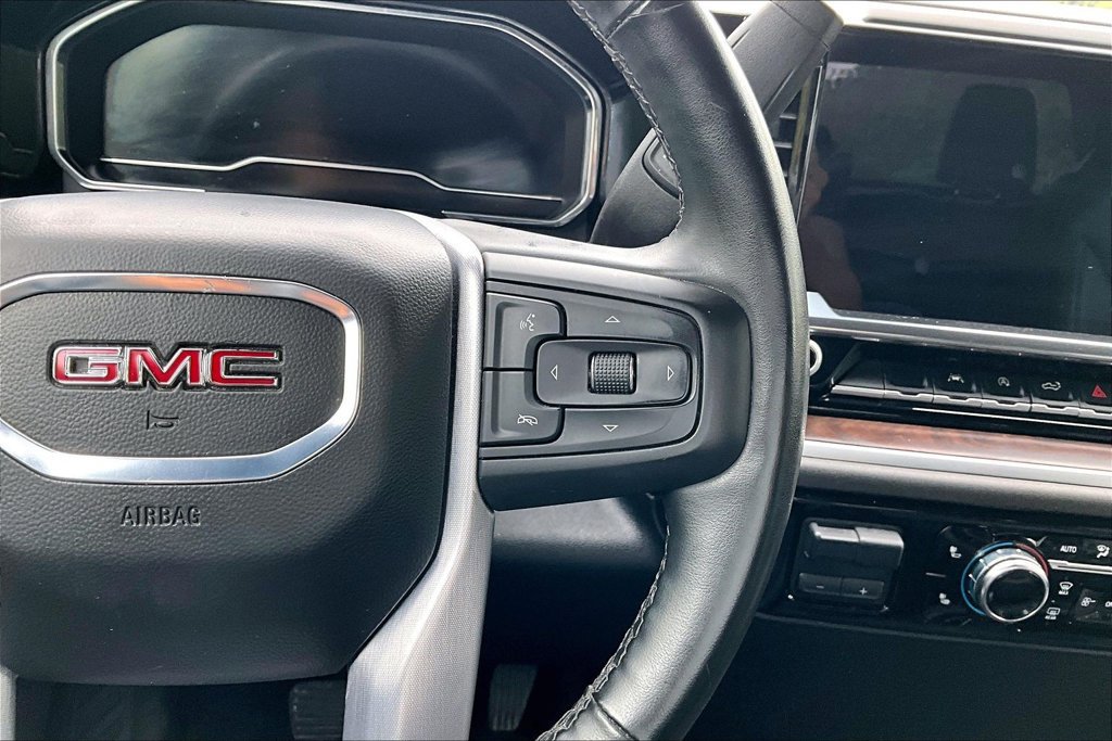Used 2025 GMC Sierra 1500 SLT AWD/4WD image 26