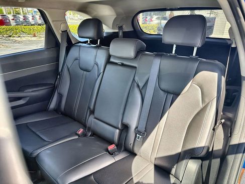 Used 2023 Kia Sorento S w/ Panoramic Sunroof Package image 26