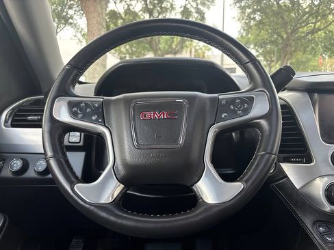 Used 2015 GMC Yukon XL SLT AWD/4WD image 26