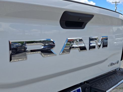 New 2026 RAM 2500 Tradesman AWD/4WD image 23