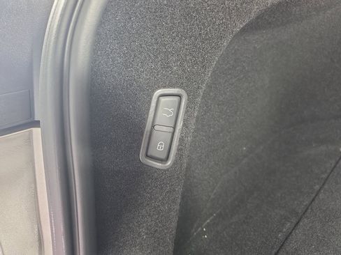 Used 2022 Maserati Levante Modena AWD/4WD image 13
