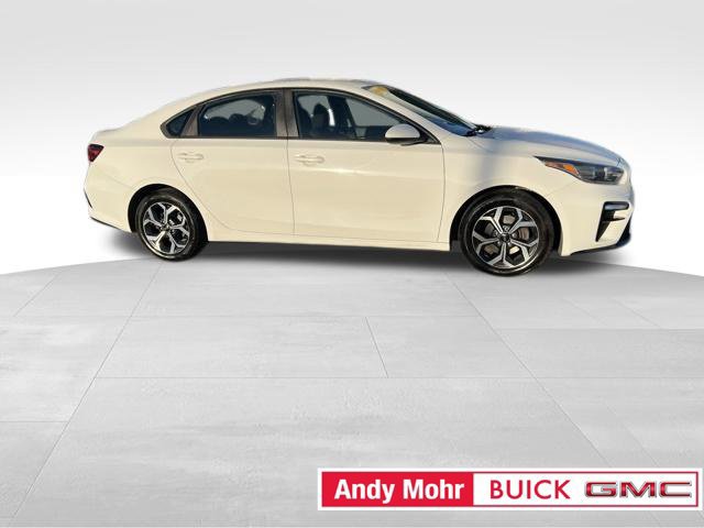 Used 2020 Kia Forte LXS FWD image 17