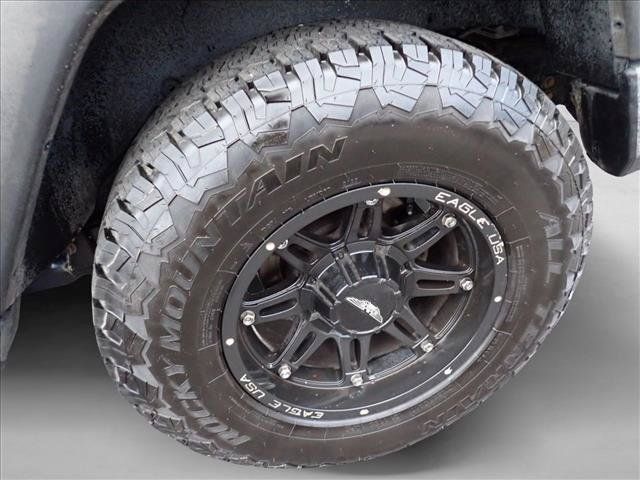 Used 2013 Jeep Wrangler Unlimited Sahara w/ Connectivity Group AWD/4WD image 7
