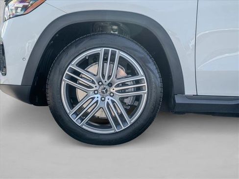 Used 2025 Mercedes-Benz GLS 450 GLS 450 image 13
