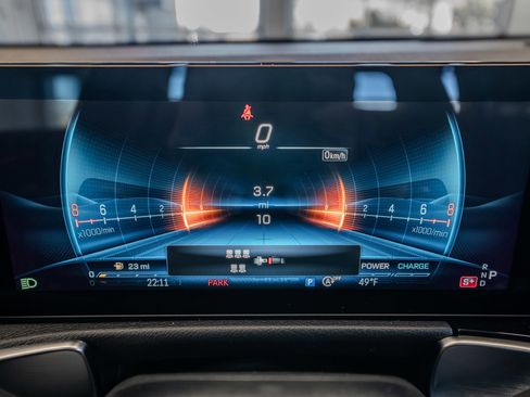 New 2026 Mercedes-Benz GLB 35 AMG 4MATIC image 10