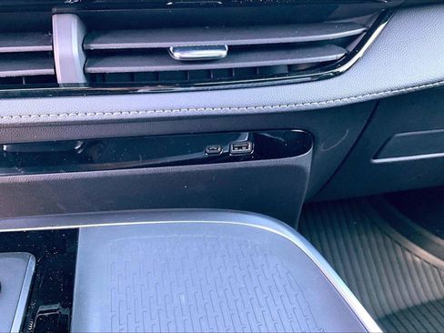 New 2026 Buick Enclave Sport Touring AWD/4WD image 26