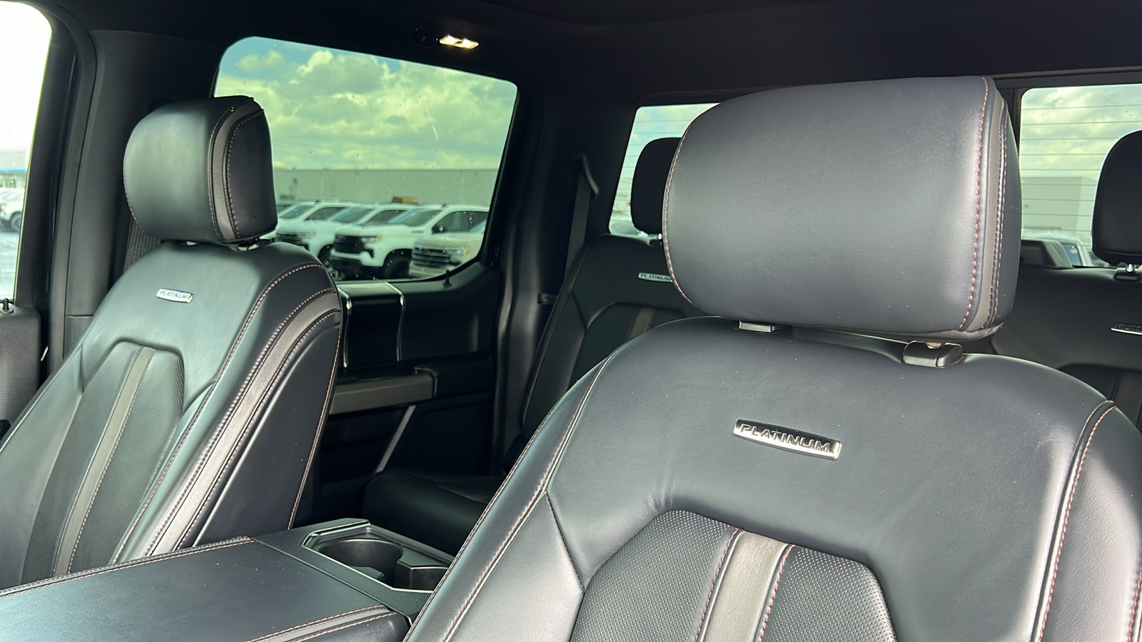 Used 2022 Ford F350 Platinum AWD/4WD image 19