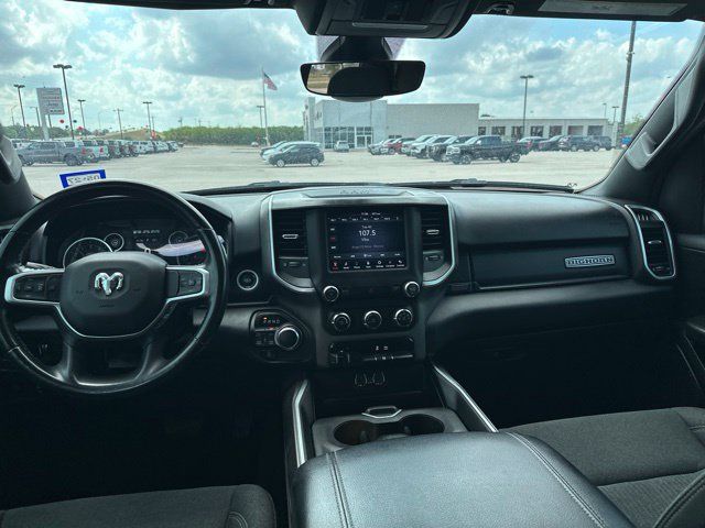 Used 2020 RAM 1500 Big Horn AWD/4WD image 11