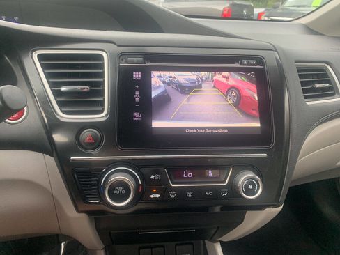 Used 2015 Honda Civic Hybrid Sedan image 17