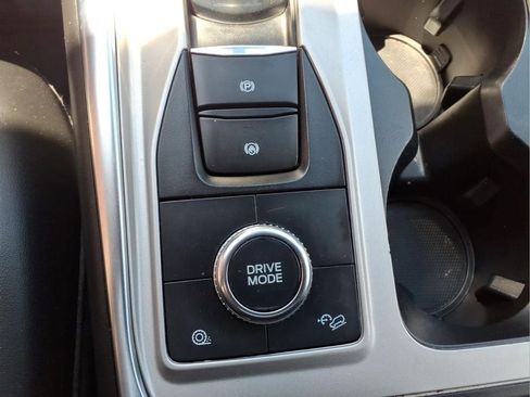 Used 2023 Ford Explorer XLT w/ Equipment Group 202A AWD/4WD image 24