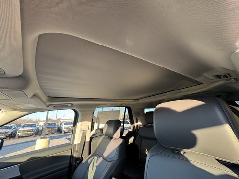 New 2025 Ford Expedition Max Active image 18