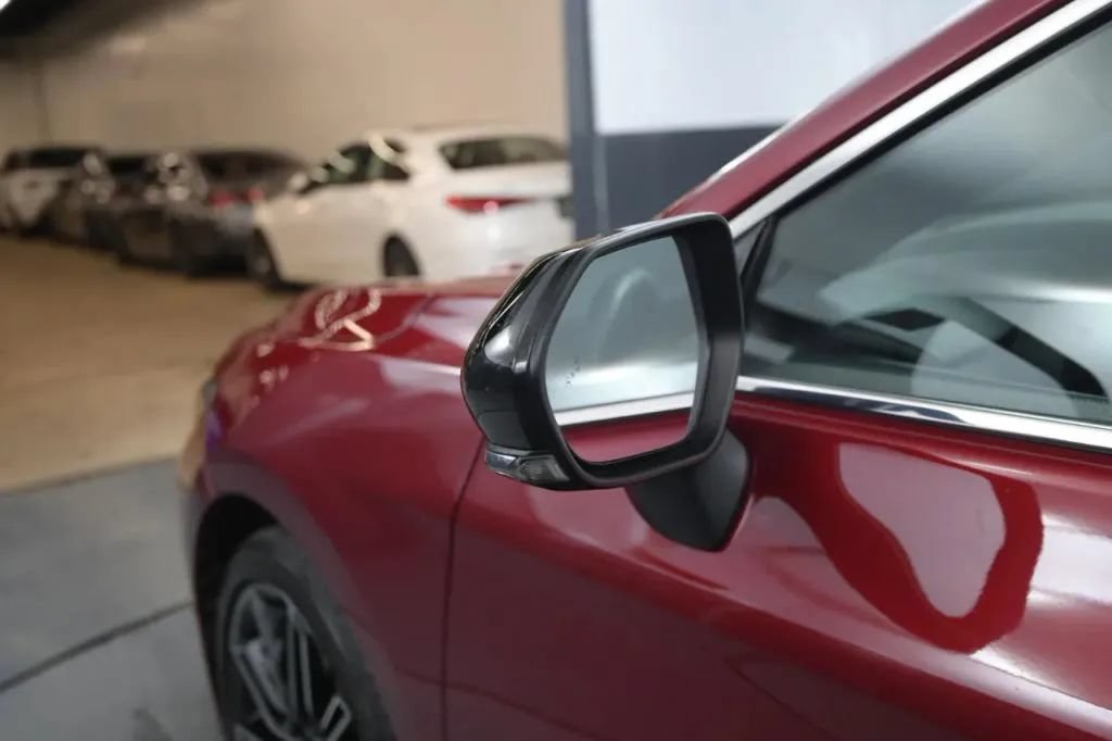 Used 2019 Toyota Avalon XSE w/ All Weather Liner Package FWD image 14