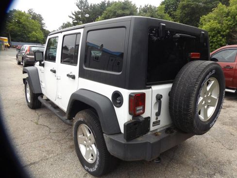 Used 2017 Jeep Wrangler Unlimited Sport w/ Quick Order Package 23S image 3
