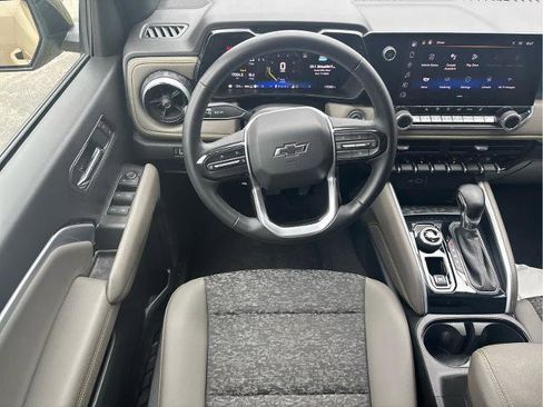 Used 2024 Chevrolet Colorado ZR2 w/ Safety Package AWD/4WD image 17