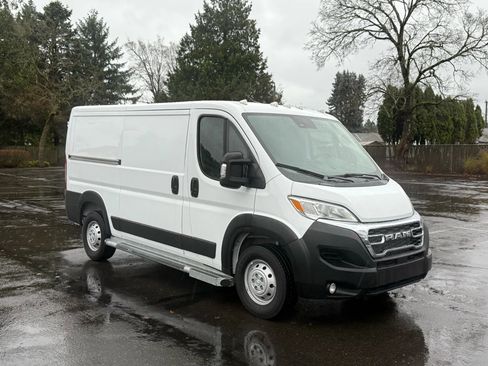 Used 2023 RAM ProMaster 2500 image 7