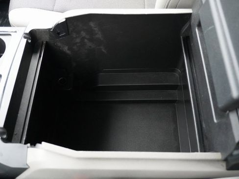 Used 2017 Ford F150 XL w/ Equipment Group 101A Mid image 22