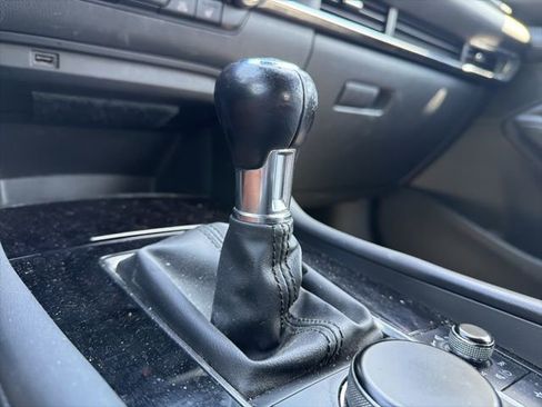 Used 2019 MAZDA MAZDA3 Hatchback image 19