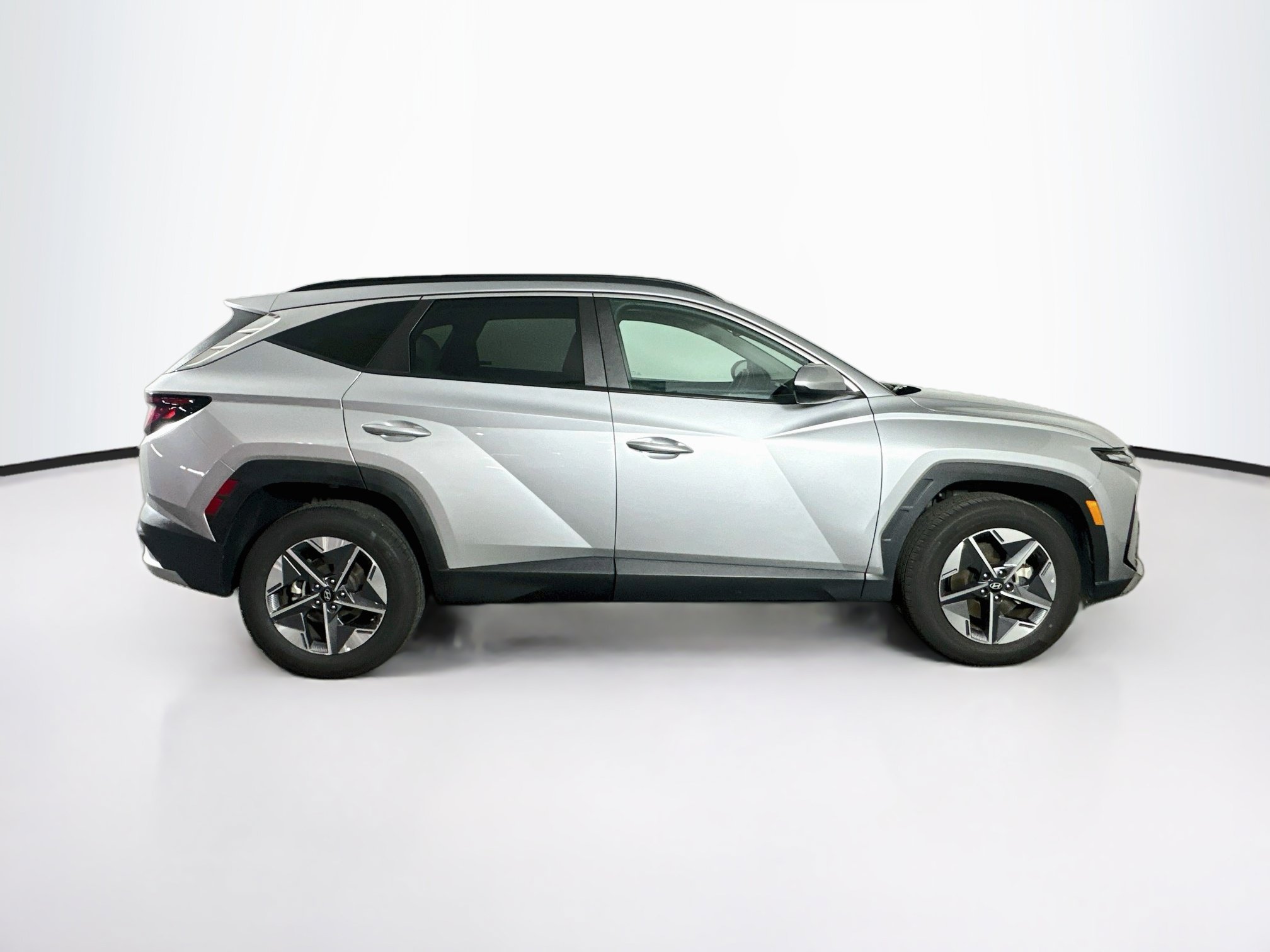 Used 2025 Hyundai Tucson SEL AWD/4WD image 10