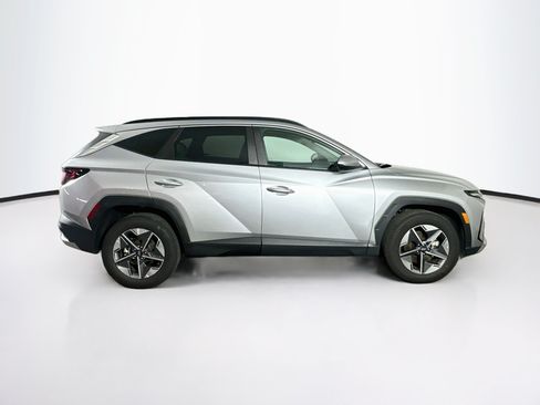 Used 2025 Hyundai Tucson SEL AWD/4WD image 10