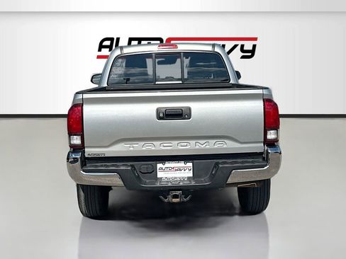 Used 2023 Toyota Tacoma SR image 6