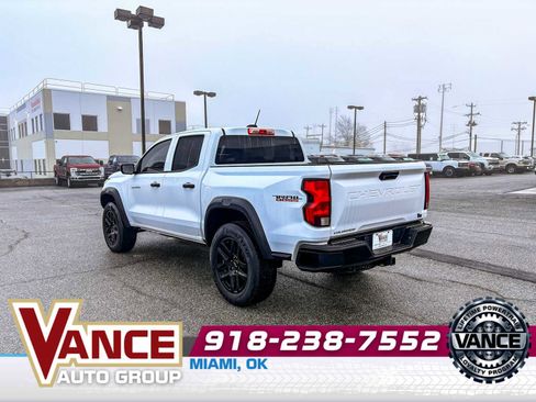 Used 2024 Chevrolet Colorado Trail Boss image 5