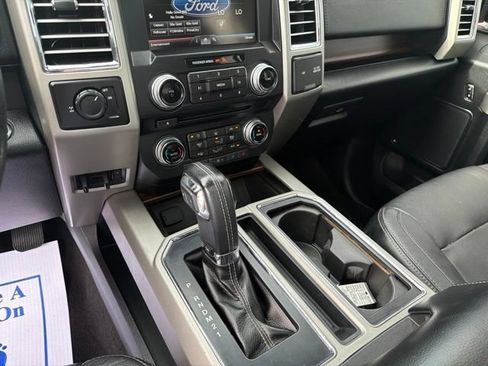 Used 2015 Ford F150 Lariat w/ Equipment Group 502A Luxury RWD image 20