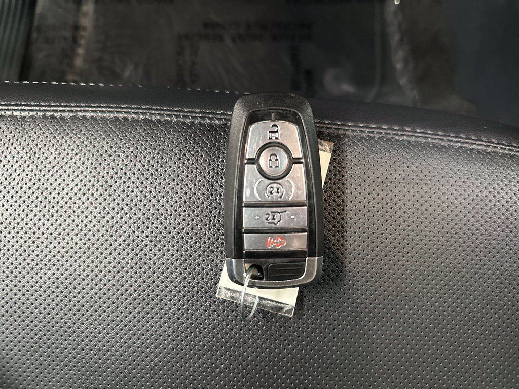 Used 2025 Ford Expedition Max Platinum AWD/4WD image 42