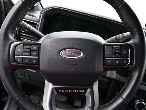Used 2023 Ford F350 Platinum image 15
