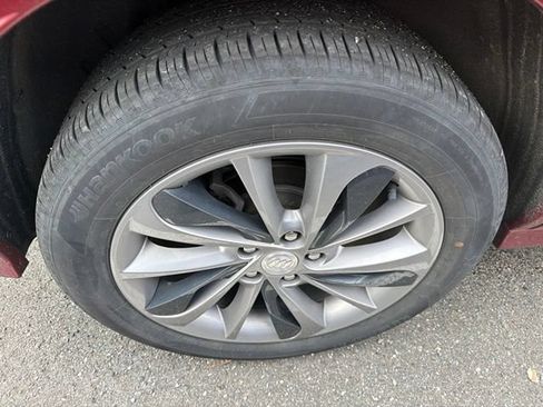 Used 2023 Buick Encore GX Select w/ Sport Touring Package FWD image 14