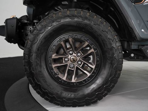 Used 2025 Jeep Wrangler Unlimited Rubicon 392 AWD/4WD image 20