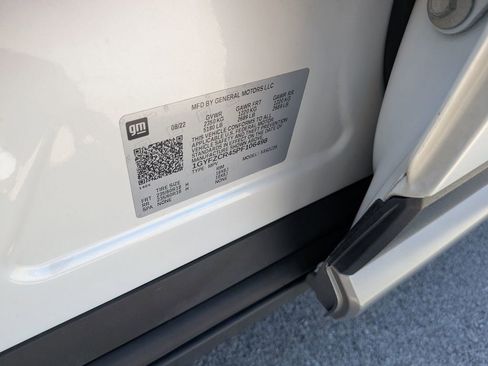Used 2023 Cadillac XT4 Premium Luxury w/ Cold Weather Package FWD image 29