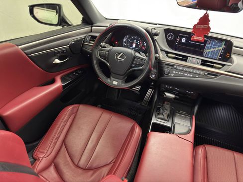 Used 2019 Lexus ES 350 F Sport w/ Accessory Package image 28