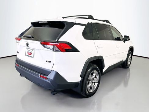 Certified 2025 Toyota RAV4 XLE FWD image 5