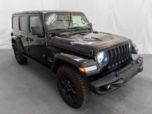 Used 2018 Jeep Wrangler Unlimited Sahara w/ Quick Order Package 24M Moab image 10