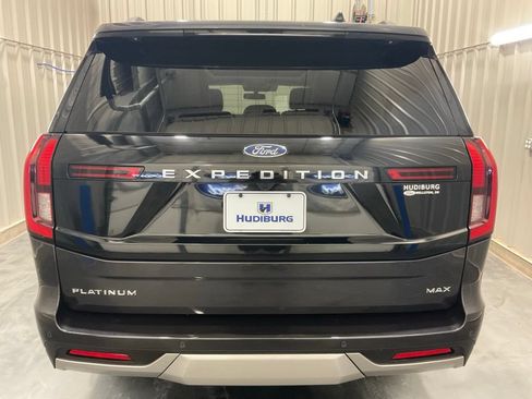 Used 2025 Ford Expedition Max Platinum w/ Driver's Package AWD/4WD image 24