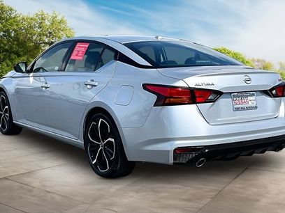 Used 2024 Nissan Altima 2.5 SR
