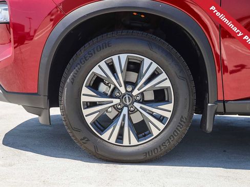 Used 2023 Nissan Rogue SV FWD image 11