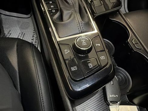 Used 2023 Kia Sportage X-Line w/ X-Line Premium Package AWD/4WD image 29