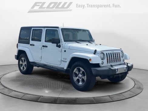 Used 2017 Jeep Wrangler Unlimited Sahara w/ Connectivity Group image 1