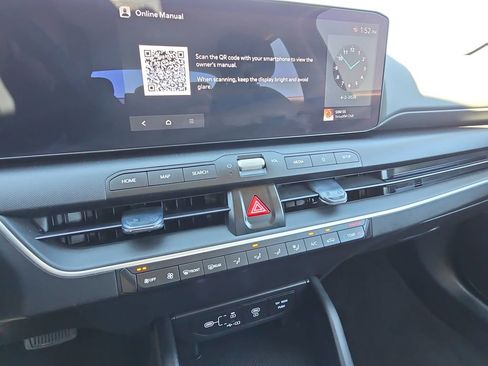 Used 2025 Kia K4 FWD image 23
